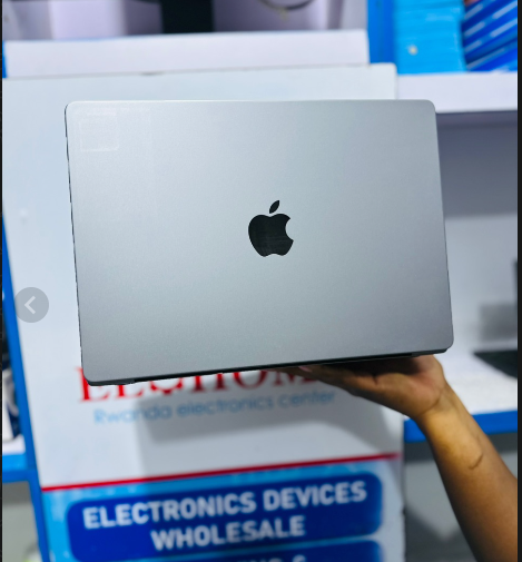 MACBOOK PRO 2021 M1Pro