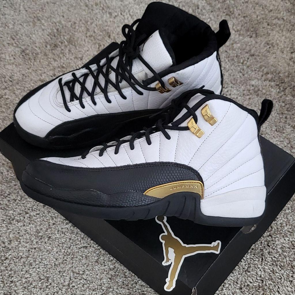 Air Jordan 12 Retro sneakers