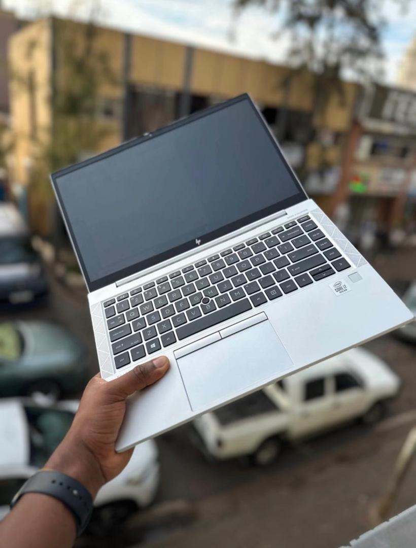 Hp elite book 830 G7